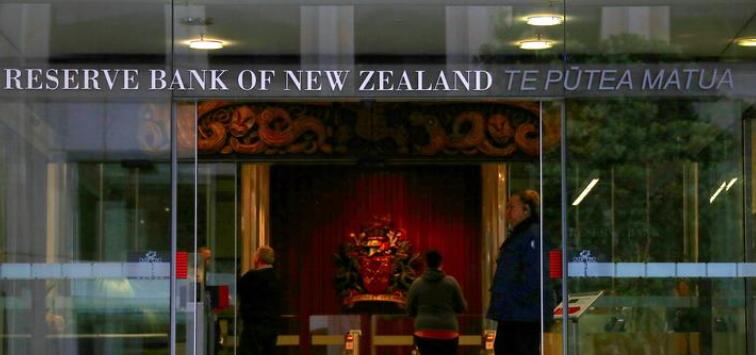 路透社民意调查显示新西兰的cenbank在评估旅行恢复率和财产限制方面将保持稳定