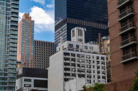 根据StreetEasy今天发布的第一季度报告 曼哈顿的租金降至每月2700美元