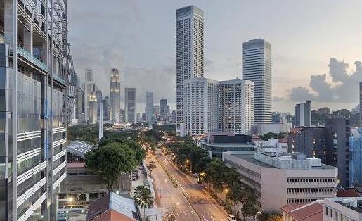 新加坡商业房地产市场活动猛增200％