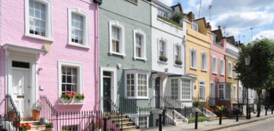 4月英国房地产交易放缓逾三分之一