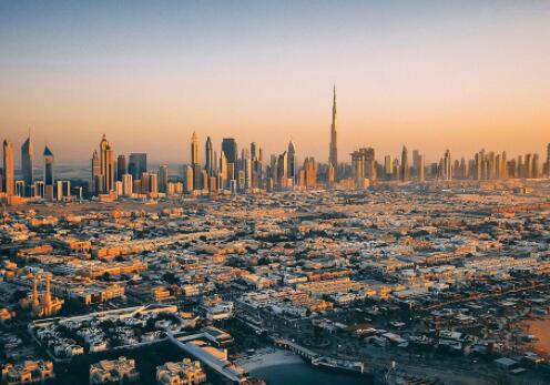 政府改革如何引领迪拜房地产复苏