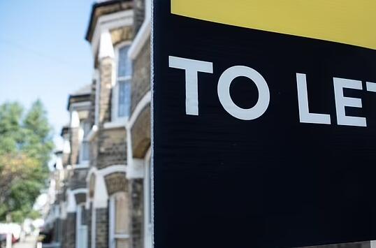 自2020年3月起典型出租房屋的价值在一年内增长了近6%