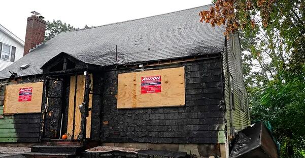 马萨诸塞州住房市场如此火爆 被烧毁的房子售价近40万美元