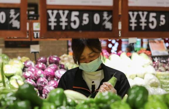 尽管房地产市场低迷但中国10月份零售额仍超预期