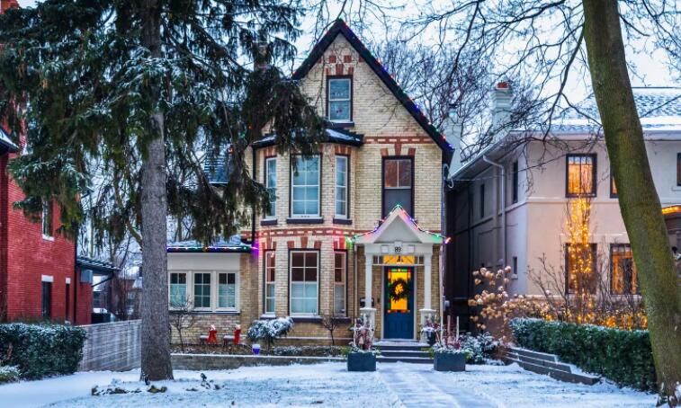 在加拿大最大的都市区购买房屋并不是一个容易获得的选择