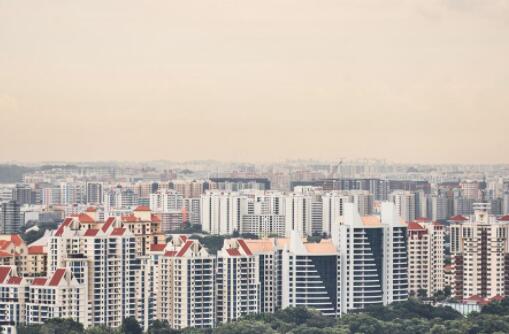 亿万富翁考辛斯对新加坡房地产市场表现出信心 最高房屋地标出价达 10 亿美元