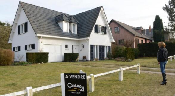 能源危机和消费者信心低迷打击比利时房地产市场