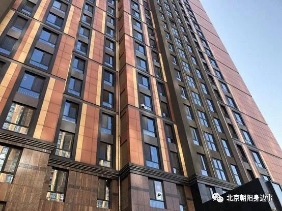 北京市最贵的小区_宇佐美贵史 宫市亮_同一小区商铺贵还是住宅贵