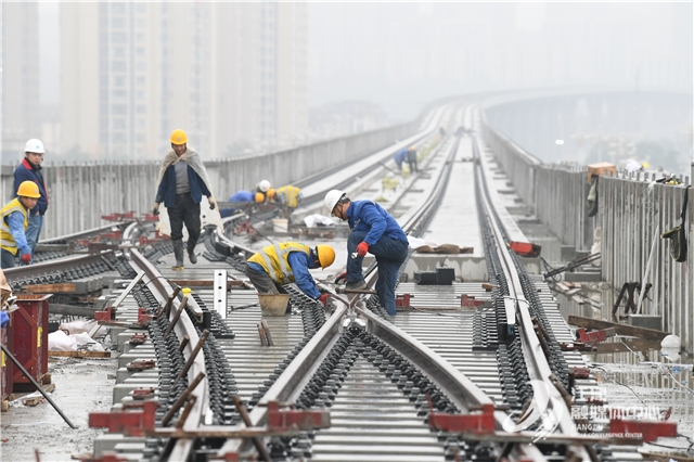
重庆轨道交通5号线跳磴至江津段项目江津境内顺利实现“短轨通”节点目标