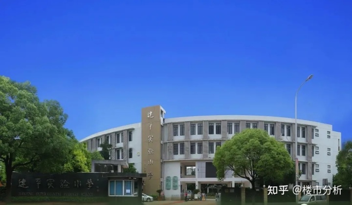 同济小学对口中学_同济黄渡小学对口小区_同济小学对口中学